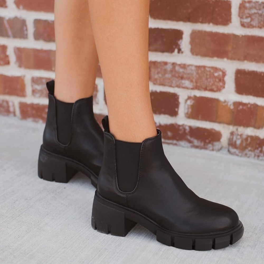 Juliet Holy Lug Sole Platform Ankle Booties Chelsea Slip On Chunky Combat Boots - Picture 5 of 11
